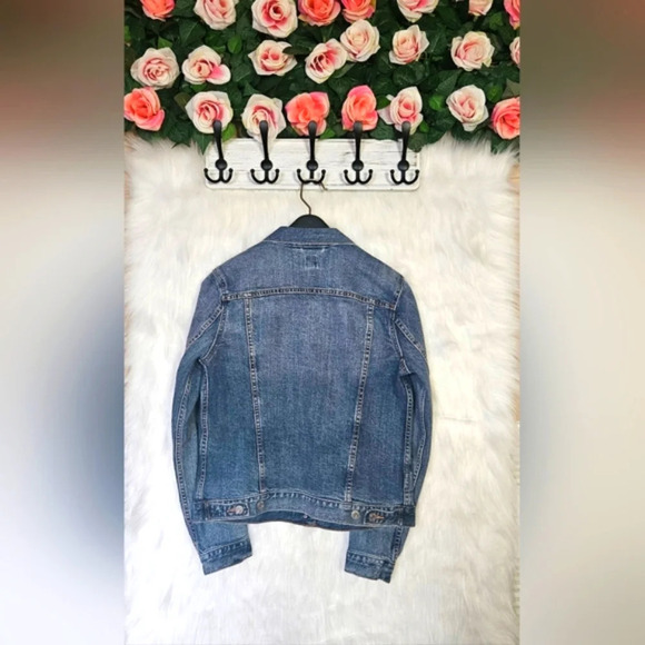 GAP for Good Classic Wash Denim Jacket (NWOT) - Picture 3 of 7